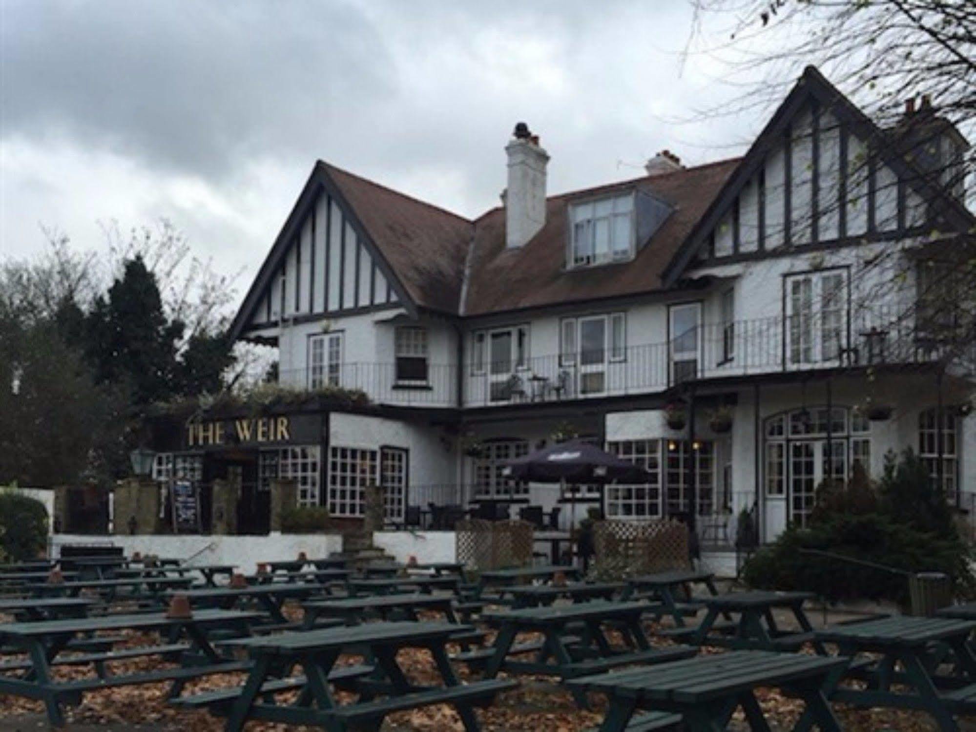 The Weir Hotel Walton-on-Thames Εξωτερικό φωτογραφία