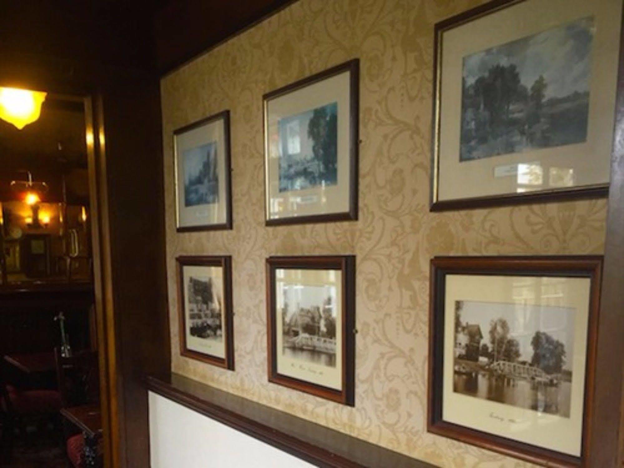 The Weir Hotel Walton-on-Thames Εξωτερικό φωτογραφία